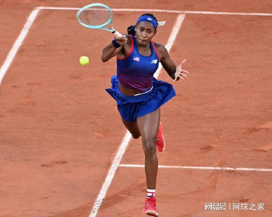 员中屈指可 员中屈指可