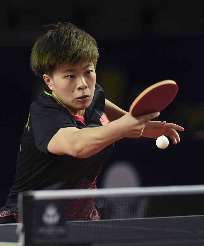 更是对她们 更是对她们